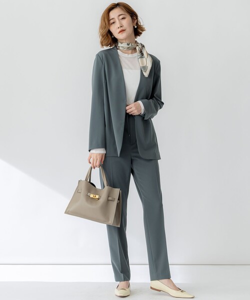 23区 S(ニジュウサンクチイサイサイズ)の「【セットアップ対応/洗える】2WAYストレッチツイル ジャケット(ノーカラージャケット・レディース・ネイビー系/ブラック系/ベージュ系/モスグリーン系・32)」の9枚目の写真