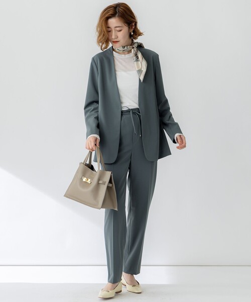 23区 S(ニジュウサンクチイサイサイズ)の「【セットアップ対応/洗える】2WAYストレッチツイル ジャケット(ノーカラージャケット・レディース・ネイビー系/ブラック系/ベージュ系/モスグリーン系・32)」の10枚目の写真