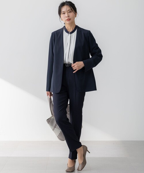 23区 S(ニジュウサンクチイサイサイズ)の「【セットアップ対応/洗える】2WAYストレッチツイル ジャケット(ノーカラージャケット・レディース・ネイビー系/ブラック系/ベージュ系/モスグリーン系・32)」の13枚目の写真