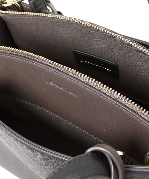 Jewelna Rose（ジュエルナローズ）の「セイディ・トートバッグ ミドルサイズ 16143（ハンドバッグ・レディース・アイボリー/グレイッシュベージュ/ブラック・FREE）」の12枚目の写真