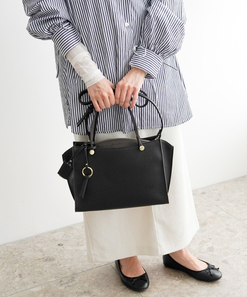 Jewelna Rose（ジュエルナローズ）の「セイディ・トートバッグ ミドルサイズ 16143（ハンドバッグ・レディース・アイボリー/グレイッシュベージュ/ブラック・FREE）」の7枚目の写真