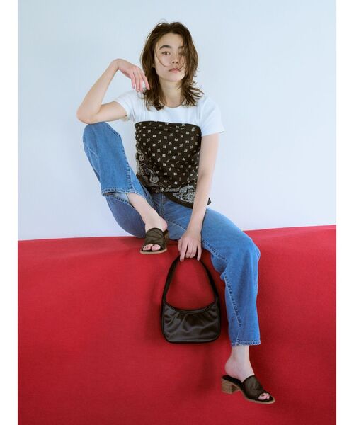 Ungrid（アングリッド）の「ライトオンスストレートデニム（デニムパンツ・レディース・ブルー/アイボリー・24inch/25inch/26inch）」の4枚目の写真