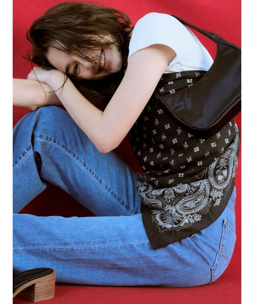 Ungrid（アングリッド）の「ライトオンスストレートデニム（デニムパンツ・レディース・ブルー/アイボリー・24inch/25inch/26inch）」の6枚目の写真