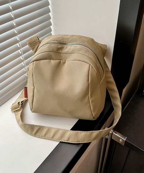 Miniministore(ミニミニストア)の「ショルダーバッグ レディース ナイロン(ショルダーバッグ・レディース・ブラック/ブルー/オフホワイト/ベージュ/イエロー・FREE)」の3枚目の写真