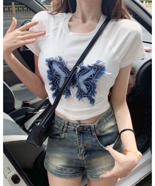 FUNdaysion(ファンデイション)の「クロップド丈バタフライ刺しゅうTシャツ(Tシャツ/カットソー・レディース・ブラック/ホワイト/カーキ・M)」の12枚目の写真