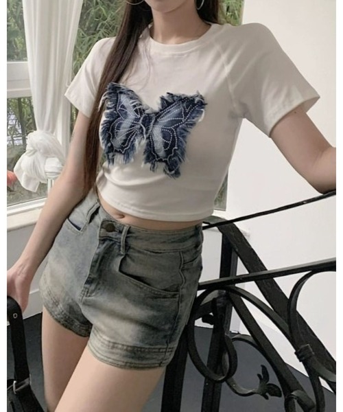 FUNdaysion(ファンデイション)の「クロップド丈バタフライ刺しゅうTシャツ(Tシャツ/カットソー・レディース・ブラック/ホワイト/カーキ・M)」の14枚目の写真