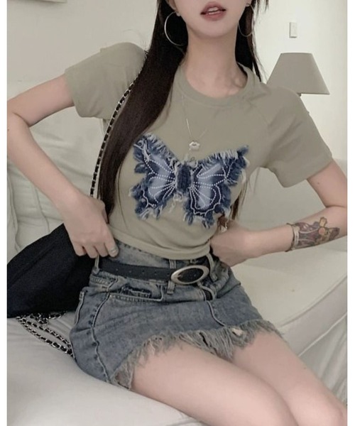 FUNdaysion(ファンデイション)の「クロップド丈バタフライ刺しゅうTシャツ(Tシャツ/カットソー・レディース・ブラック/ホワイト/カーキ・M)」の20枚目の写真
