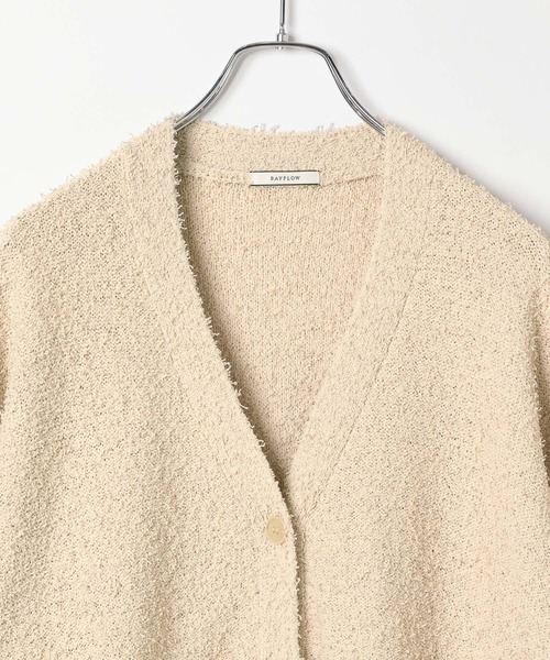 BAYFLOW（ベイフロー）の「[コンパクトなシルエット]モップヤーンショートカーディガン（カーディガン/ボレロ・レディース・チャコール/オレンジ/オフホワイト・FREE）」の15枚目の写真