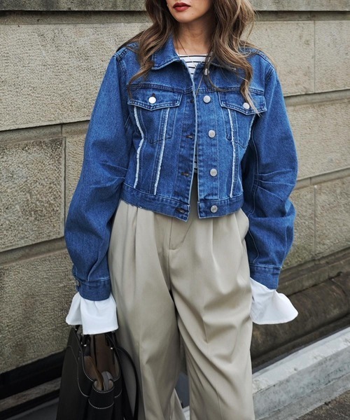 esutoreja(エストレジャ)の「クロップドデニムジャケット(デニムジャケット・レディース・ライトブルー/ブルー・FREE)」の2枚目の写真