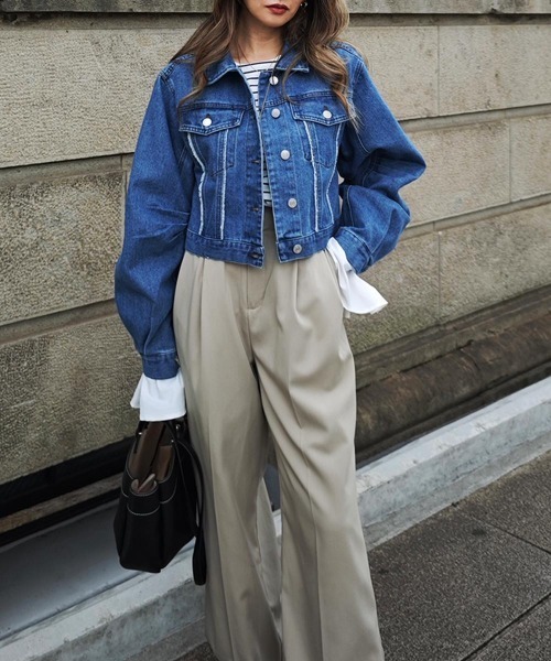 esutoreja(エストレジャ)の「クロップドデニムジャケット(デニムジャケット・レディース・ライトブルー/ブルー・FREE)」の5枚目の写真