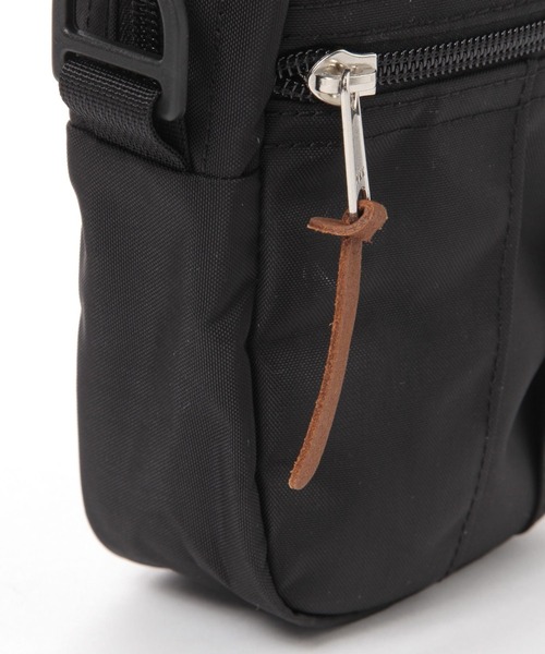 GREGORY(グレゴリー)の「【GREGORY(グレゴリー)】クイックポケットM(ショルダーバッグ・メンズ・ブラック/ベージュ・FREE)」の8枚目の写真