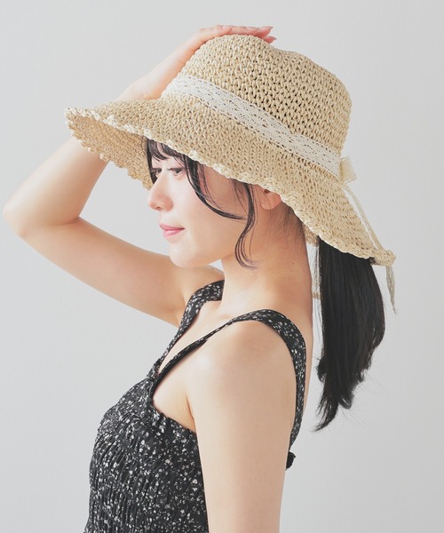 Honeys(ハニーズ)の「スカラップつば広帽(ハット・レディース・ホワイト×グレー/グレイッシュベージュ/ホワイト系その他/ベージュ・FREE)」の8枚目の写真