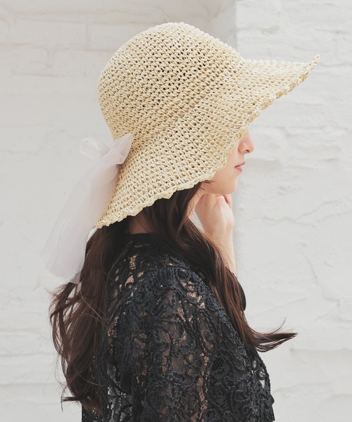 Honeys(ハニーズ)の「スカラップつば広帽(ハット・レディース・ホワイト×グレー/グレイッシュベージュ/ホワイト系その他/ベージュ・FREE)」の11枚目の写真