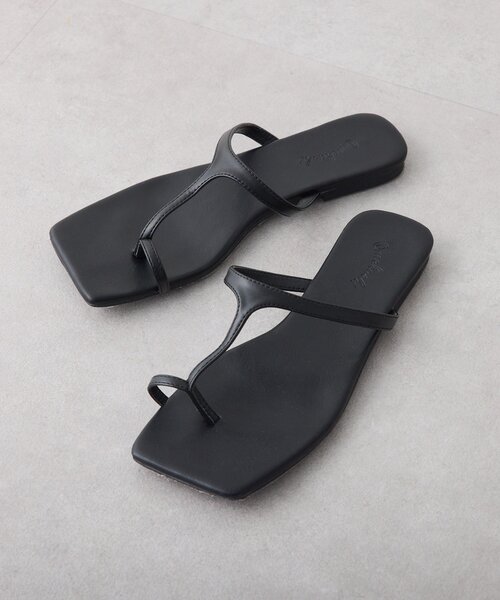 Omekashi（オメカシ）の「フラットトングサンダル（サンダル・レディース・シルバー/ブラック・38/37/36）」の7枚目の写真