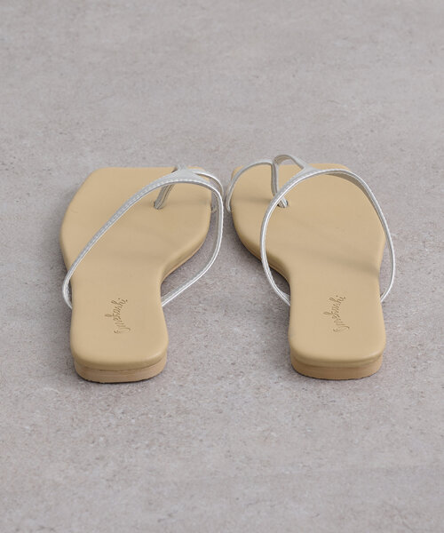 Omekashi（オメカシ）の「フラットトングサンダル（サンダル・レディース・シルバー/ブラック・38/37/36）」の14枚目の写真