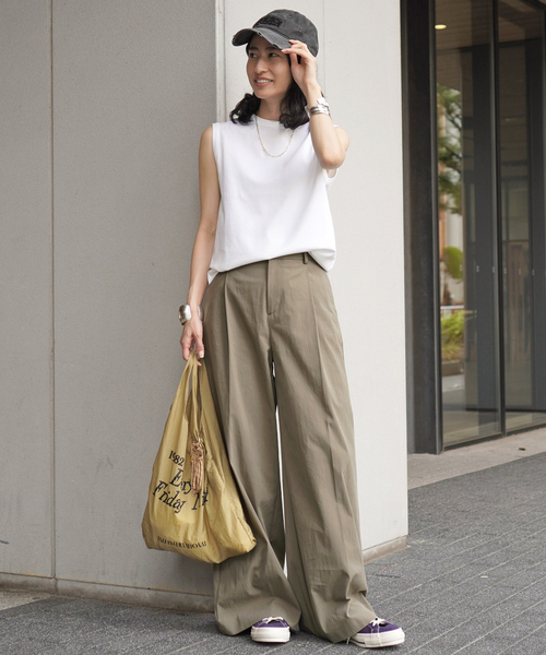 AP STUDIO（エーピーストゥディオ）の「ノースリーブTシャツ（Tシャツ/カットソー・レディース・ブラウン/ベージュ/ブラック/ホワイト・FREE）」の18枚目の写真