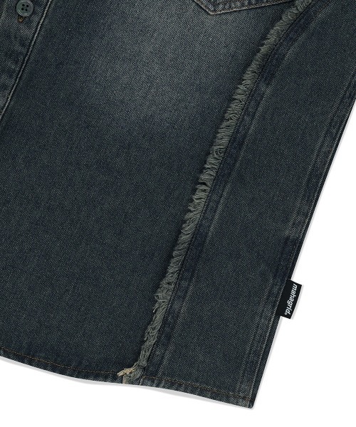MAHAGRID（マハグリッド）の「『mahagrid/マハグリッド』DENIM HALF SHIRT /ウォッシュ加工 デニムシャツ（シャツ/ブラウス・メンズ・ブルー/ブラック・S/M）」の10枚目の写真