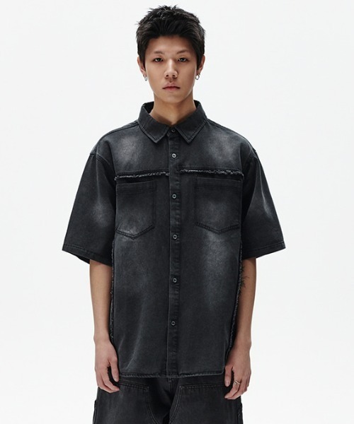 MAHAGRID（マハグリッド）の「『mahagrid/マハグリッド』DENIM HALF SHIRT /ウォッシュ加工 デニムシャツ（シャツ/ブラウス・メンズ・ブルー/ブラック・S/M）」の13枚目の写真