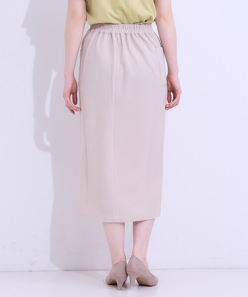 DRESKIP(ドレスキップ)の「【S-LL】カジュアルにもきれいめにも ドット釦カーゴナロースカート(スカート・レディース・チャコールグレー/ブラック/サンドベージュ・01/02/03/04)」の14枚目の写真