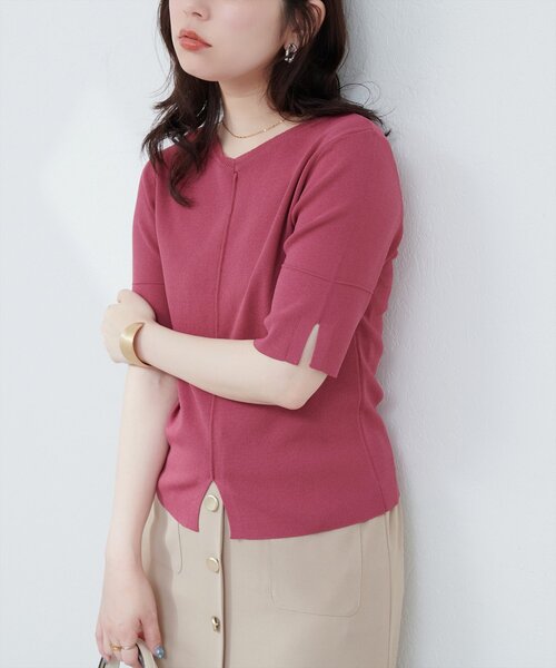 natural couture（ナチュラルクチュール）の「【WEB限定】前後2WAYピンタック切替袖シンプルニット（ニット/セーター・レディース・オフホワイト/ブルー/グレイッシュベージュ/ピンク系その他/ブラック/ミント・FREE）」の6枚目の写真