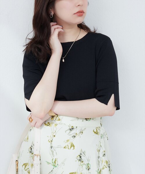 natural couture（ナチュラルクチュール）の「【WEB限定】前後2WAYピンタック切替袖シンプルニット（ニット/セーター・レディース・オフホワイト/ブルー/グレイッシュベージュ/ピンク系その他/ブラック/ミント・FREE）」の21枚目の写真