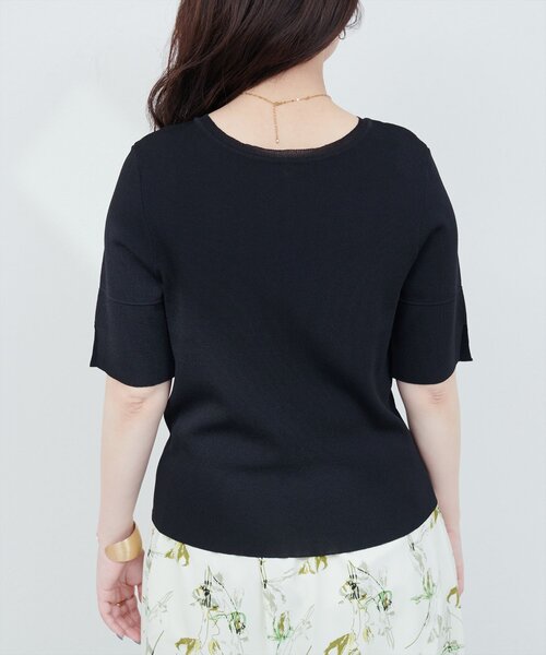 natural couture（ナチュラルクチュール）の「【WEB限定】前後2WAYピンタック切替袖シンプルニット（ニット/セーター・レディース・オフホワイト/ブルー/グレイッシュベージュ/ピンク系その他/ブラック/ミント・FREE）」の7枚目の写真