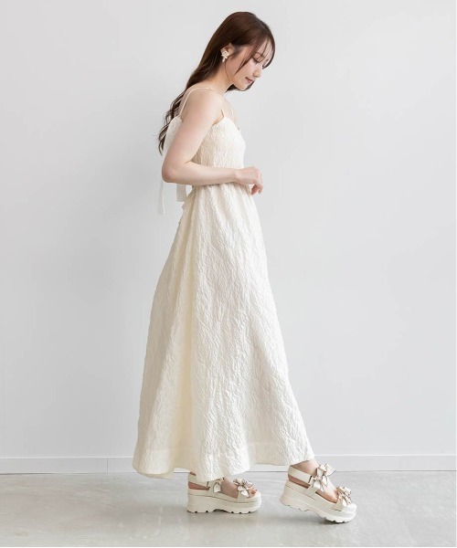 RANDA(ランダ)の「シアージャガードキャミソールワンピース(ワンピース・レディース・ピンク/ホワイト/グレー・1/0)」の21枚目の写真