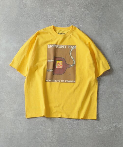 EDIFICE(エディフィス)の「SAVIGNAC (サヴィニャック) 別注 French Company プリント Tシャツ(Tシャツ/カットソー・メンズ・ブラック系その他/ブルー/ブラック/ホワイト/グリーン/レッド/パープル/イエロー・MEDIUM/LARGE/X-LARGE)」の7枚目の写真