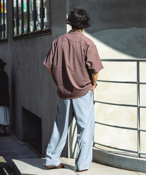 JOURNAL STANDARD relume（ジャーナルスタンダード　レリューム）の「TECH バスケット ウォッシャブル オープンカラーシャツ(セットアップ着用可）（シャツ/ブラウス・メンズ・チャコールグレー/ブラック/ウッド・LARGE/MEDIUM）」の6枚目の写真