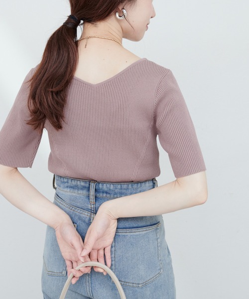 natural couture（ナチュラルクチュール）の「【ako】前後2WAYリブニットプルオーバー（ニット/セーター・レディース・モカ/オフホワイト/レッド/ブラック・FREE）」の18枚目の写真