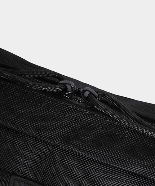 BRIEFING（ブリーフィング）の「BRIEFING / ブリーフィング : MAG SHOULDER S : BRA243L38[MUS]（ショルダーバッグ・メンズ・ブラック・FREE）」の5枚目の写真