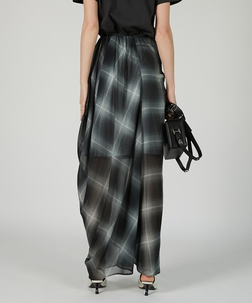 Taylor愛用ブランド♪Hogarth Plaid Skirt*チェックスカート Taylor Swift Wore a Plaid Skirt for Fall: Get the Look