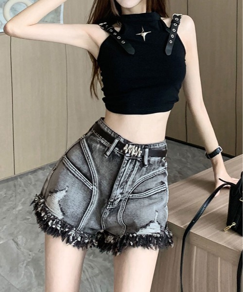 kirakiraShop(キラキラショップ)の「ベルト付き ダメージ デニム ショートパンツ(デニムパンツ・レディース・ブラック・S/M/L)」の3枚目の写真