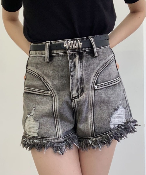 kirakiraShop(キラキラショップ)の「ベルト付き ダメージ デニム ショートパンツ(デニムパンツ・レディース・ブラック・S/M/L)」の6枚目の写真