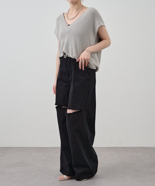 SHENERY(シーナリー)の「ダメージデニムパンツ(デニムパンツ・レディース・ホワイト/ブラック・38/36)」の10枚目の写真