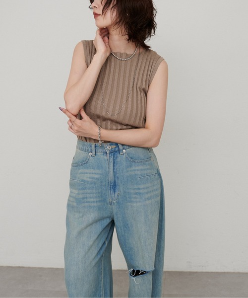 LARUTA（ラルータ）の「【LARUTA】［Web限定］ラメ入りボートネックニット（ニット/セーター・レディース・ブラウン/モカ/ネイビー/ベージュ・MEDIUM）」の3枚目の写真
