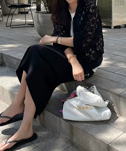 Forcement(フォースメント)の「夏に旬なシアー素材が可愛い。さっと羽織れるレースの透け感と花柄がオシャレ見え 夏服 ジャケ(ブルゾン・レディース・ホワイト/ブラック・FREE)」の5枚目の写真