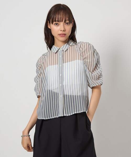 EMMEL REFINES（エメルリファインズ）の「＜EMMEL REFINES＞EM シアーストライプ ソデギャザー ブラウス（シャツ/ブラウス・レディース・ライトグレー/ライトブルー・FREE）」の4枚目の写真