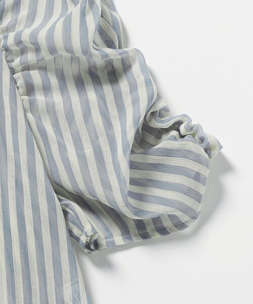 EMMEL REFINES（エメルリファインズ）の「＜EMMEL REFINES＞EM シアーストライプ ソデギャザー ブラウス（シャツ/ブラウス・レディース・ライトグレー/ライトブルー・FREE）」の19枚目の写真