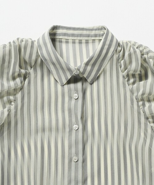 EMMEL REFINES（エメルリファインズ）の「＜EMMEL REFINES＞EM シアーストライプ ソデギャザー ブラウス（シャツ/ブラウス・レディース・ライトグレー/ライトブルー・FREE）」の15枚目の写真