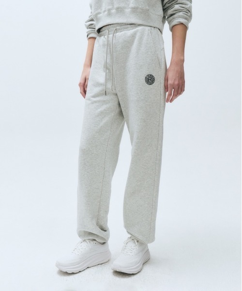 MARITHE + FRANCOIS GIRBAUD（マリテフランソワジルボー）の「MOUVEMENT W JOGGER SWEAT PANTS（スウェットパンツ・レディース・ヘザーグレー/ネイビー・SMALL/MEDIUM）」の4枚目の写真