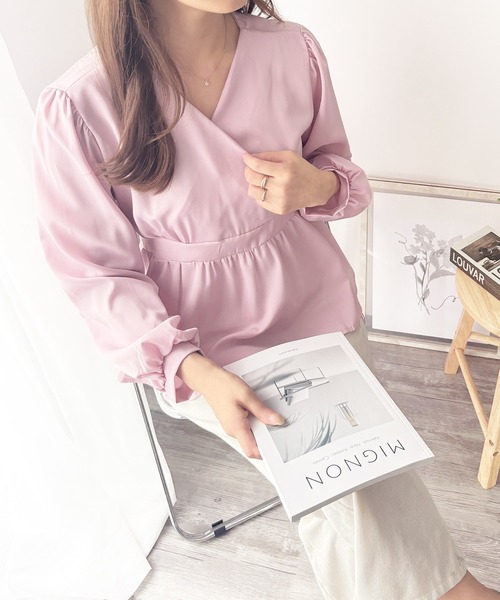 Dewlily(デューリリー)の「甘すぎずきれいめコーデにも◎ カシュクール風リボンフレアブラウス(シャツ/ブラウス・レディース・ブルー/ピンク/ホワイト・XL/S/M/L)」の22枚目の写真