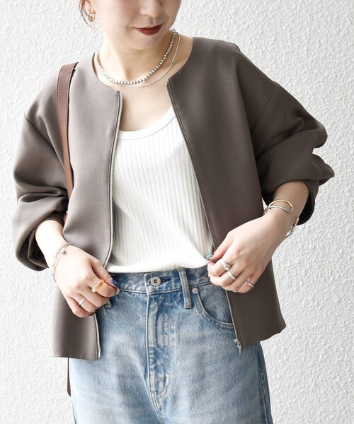 SHIPS any（シップス エニィ）の「〈洗濯機可能〉ダブルクロス ノーカラー ジップ ブルゾン［NAVY BLUE］（ノーカラージャケット・レディース・ブラウン/ブラック/ベージュ・ONE SIZE）」の15枚目の写真