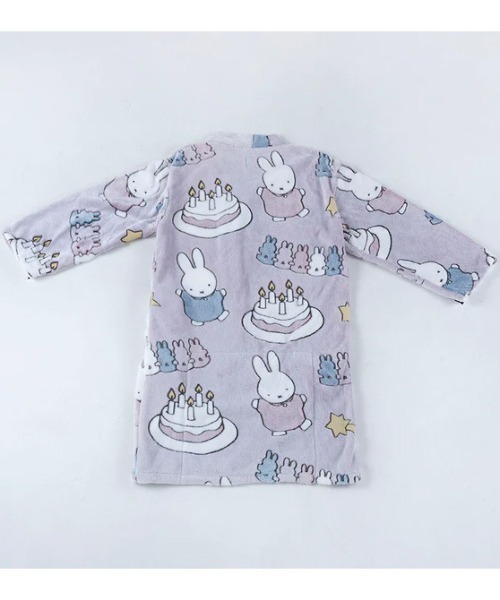 Miffy（ ミッフィー）の「Dick Bruna ﾌｧﾆｰﾙｰﾑｶﾞｳﾝ PARTY HEMI（ガウン/バスローブ・レディース・マルチ・FREE）」の2枚目の写真