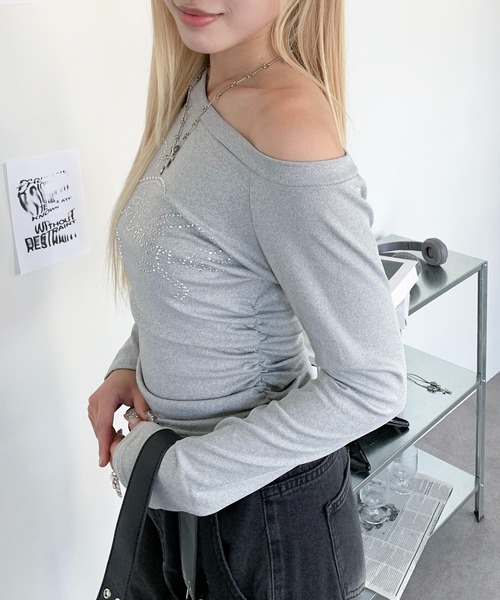 lilful(リルフル)の「サイドギャザーワンショルラインストーンロゴロンT(Tシャツ/カットソー・レディース・ブラック/ホワイト/グレー/レッド・F)」の22枚目の写真