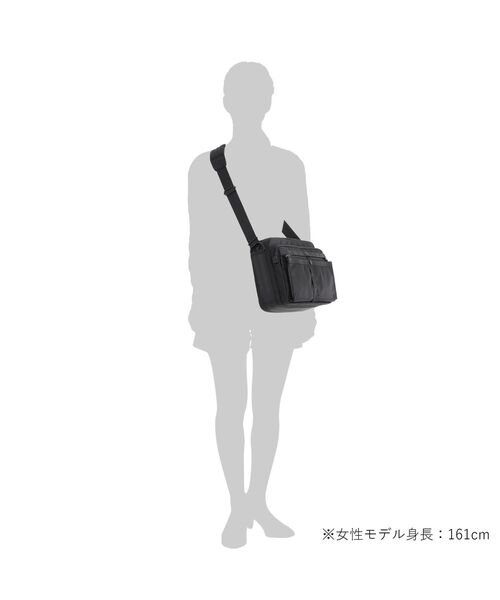 POTR(ピーオーティーアール)の「スコープ ユーティリティバッグ(ショルダーバッグ・メンズ・ブラック・FREE)」の12枚目の写真