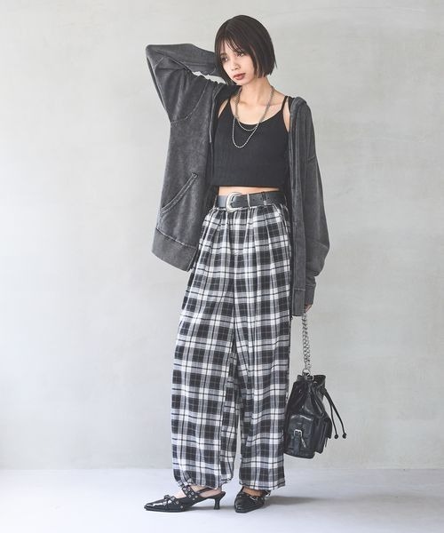 PAGEBOY（ページボーイ）の「イージーグランパンツ 【ドロスト＆ワイドの２WAY仕様】（スウェットパンツ・レディース・ブラック/ブラウン・FREE）」の6枚目の写真