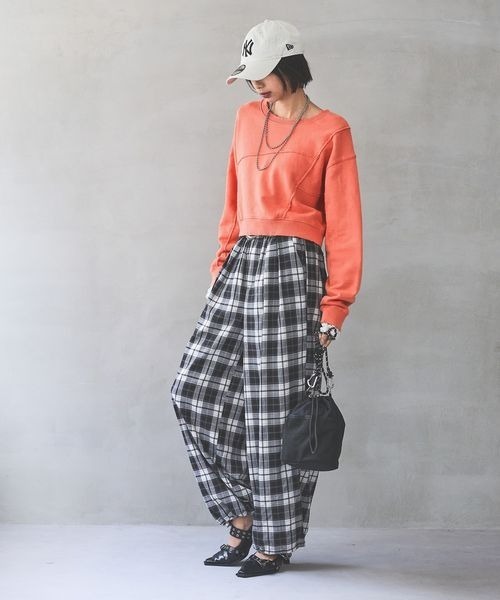 PAGEBOY（ページボーイ）の「イージーグランパンツ 【ドロスト＆ワイドの２WAY仕様】（スウェットパンツ・レディース・ブラック/ブラウン・FREE）」の11枚目の写真