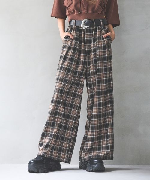 PAGEBOY（ページボーイ）の「イージーグランパンツ 【ドロスト＆ワイドの２WAY仕様】（スウェットパンツ・レディース・ブラック/ブラウン・FREE）」の13枚目の写真