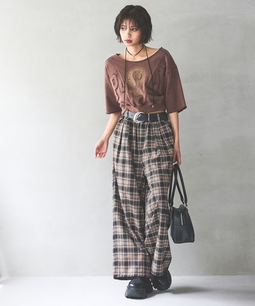 PAGEBOY（ページボーイ）の「イージーグランパンツ 【ドロスト＆ワイドの２WAY仕様】（スウェットパンツ・レディース・ブラック/ブラウン・FREE）」の17枚目の写真